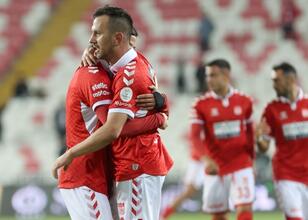 MAÇ ÖZETİ İZLE: Sivasspor 2-1 Kayserispor