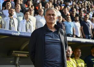 Jose Mourinho rakiplerine büyük üstünlük kurdu!