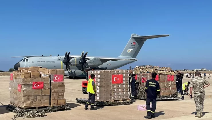 Türkiye’nin gönderdiği insani yardım uçağı Lübnan’a ulaştı